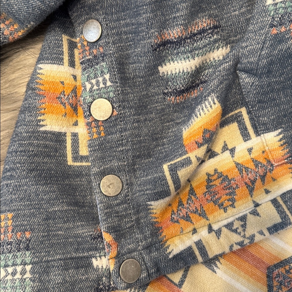 Pendleton Women’s Aztec Pattern Jacket - Gray and… - image 5